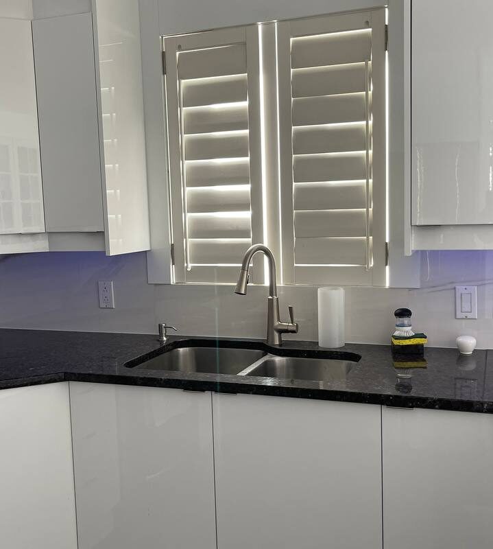 Kitchen Cabinet Refacing & Refinishing in Montréal