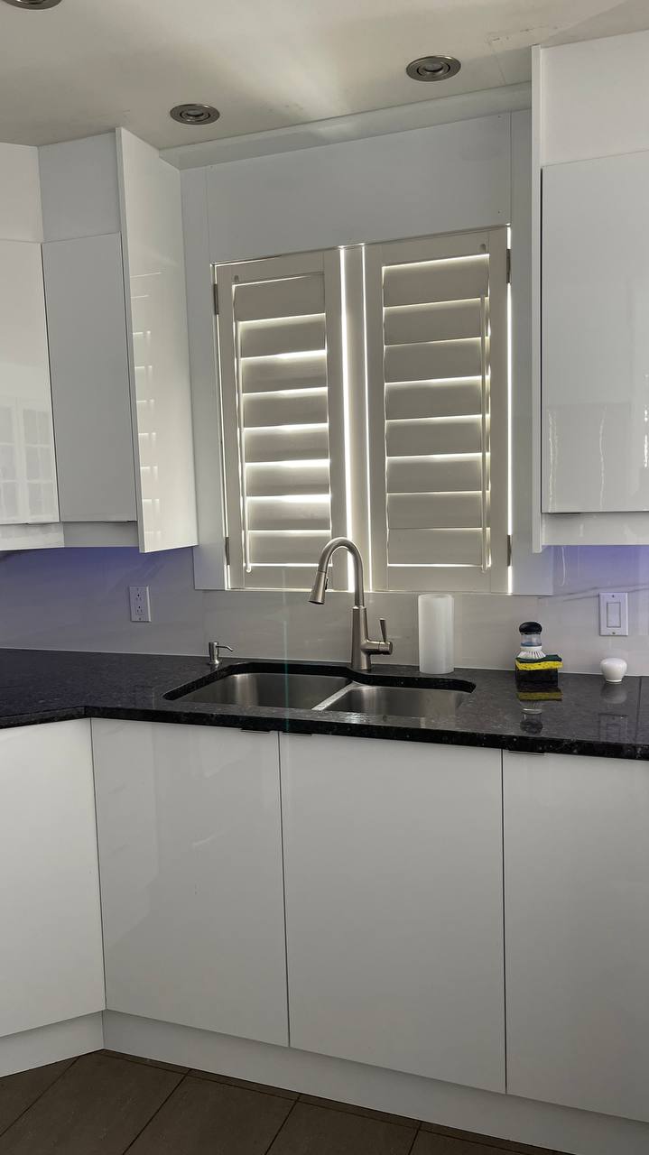 Kitchen Cabinet Refacing & Refinishing in Montréal